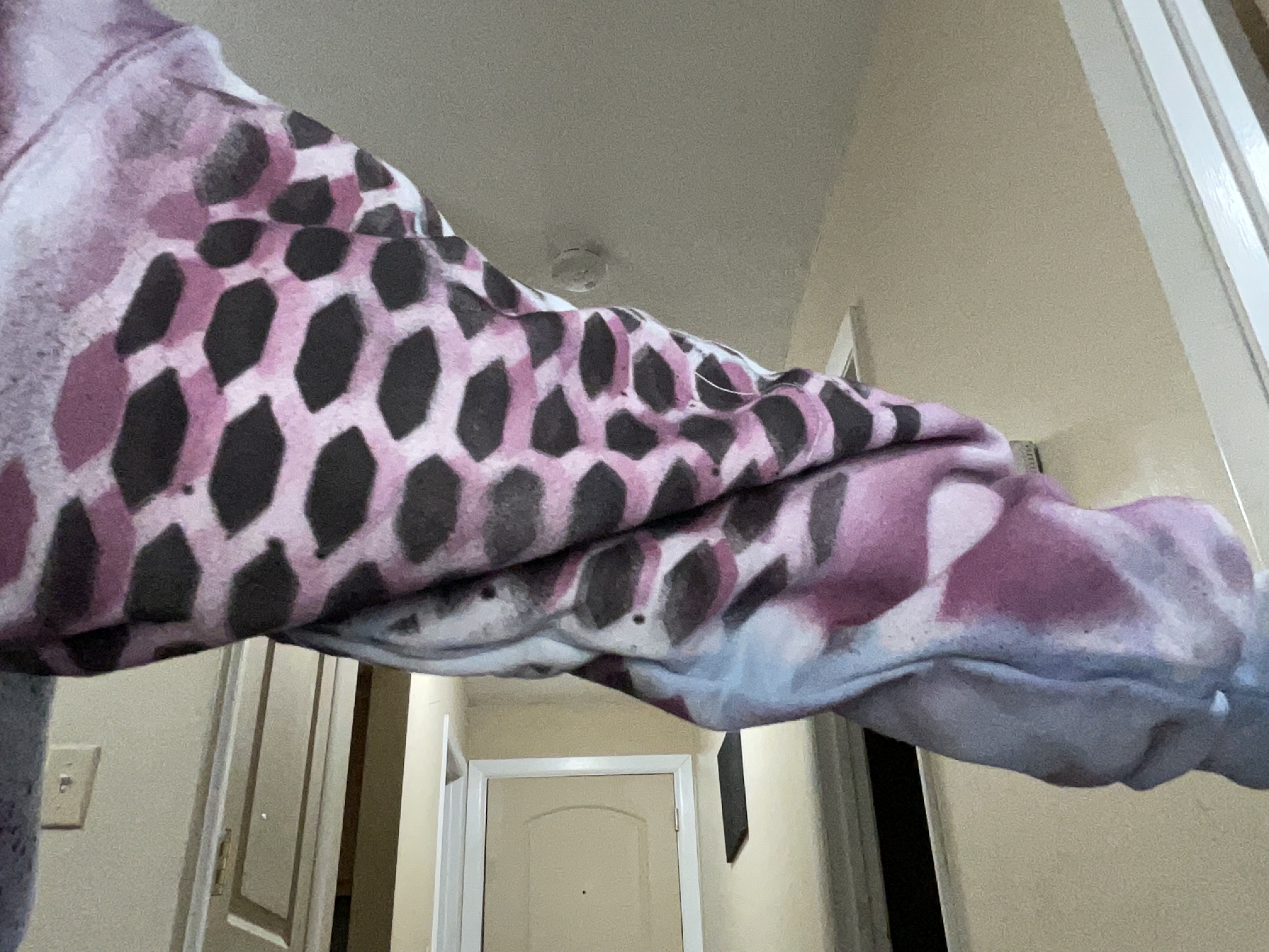 Purple pink honeycomb arm raised